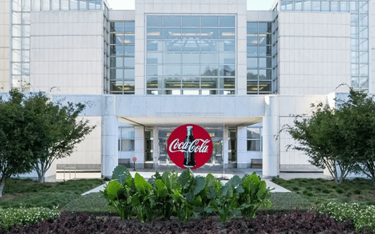Coca-Cola Launches Media Review, Pits Two Main Incumbents
