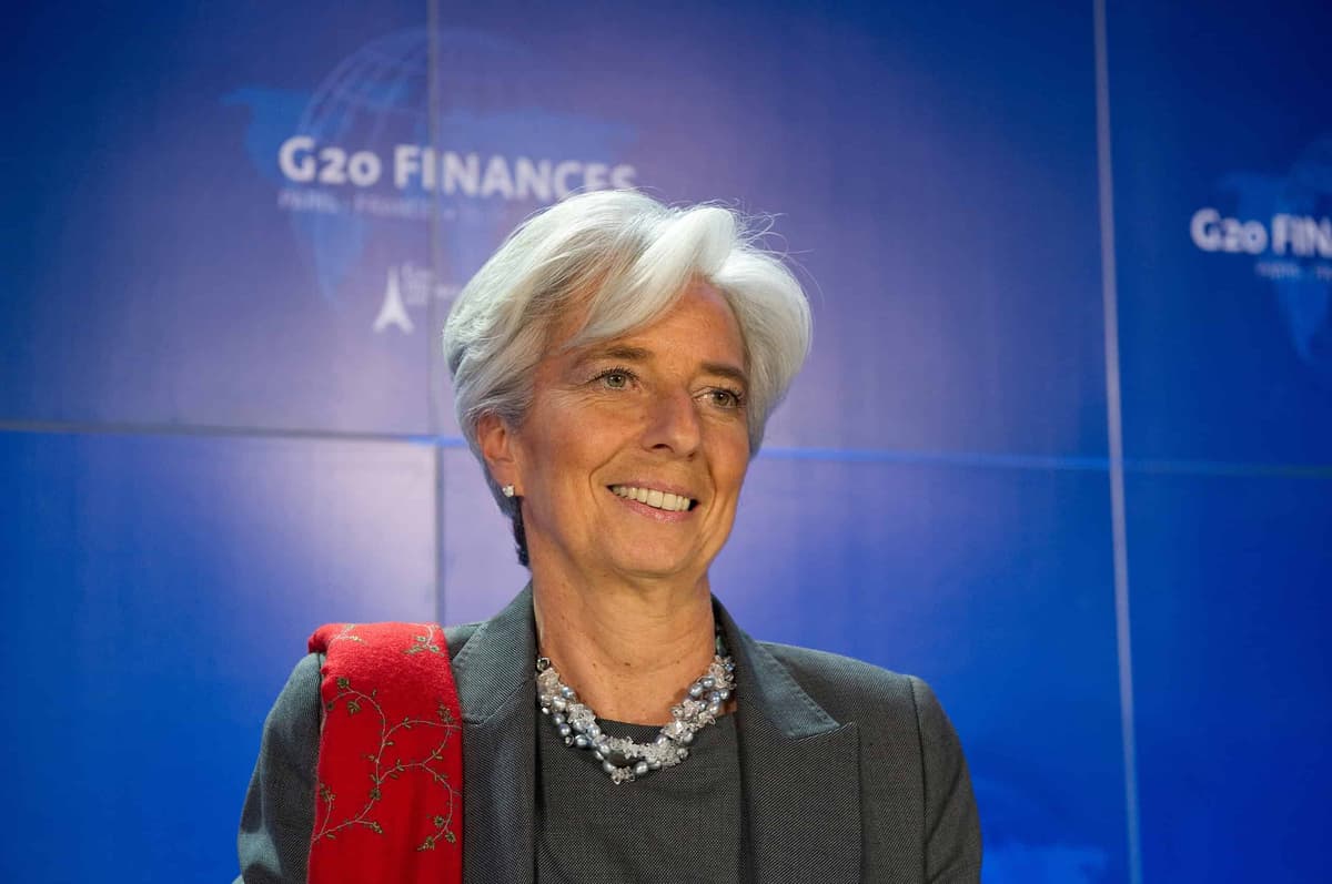 Three Bankers Lead Pack to Replace Lagarde at ECB