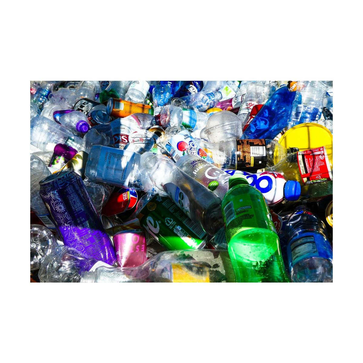 Inside a Powerful New Campaign to "Unplastic" Our Homes and Daily Routines