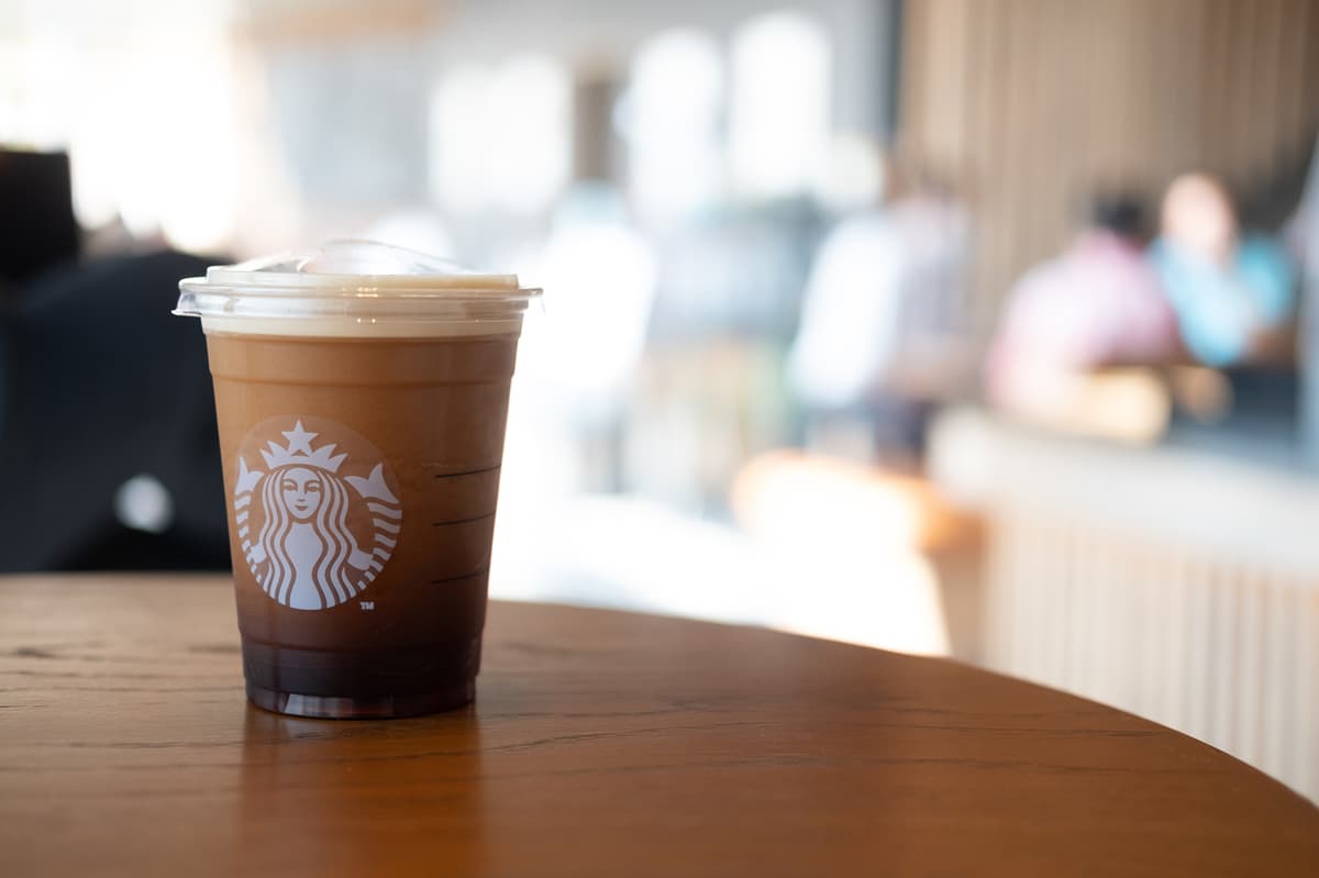 Beat-and-Raise, Bull Notes Energize Starbucks Stock