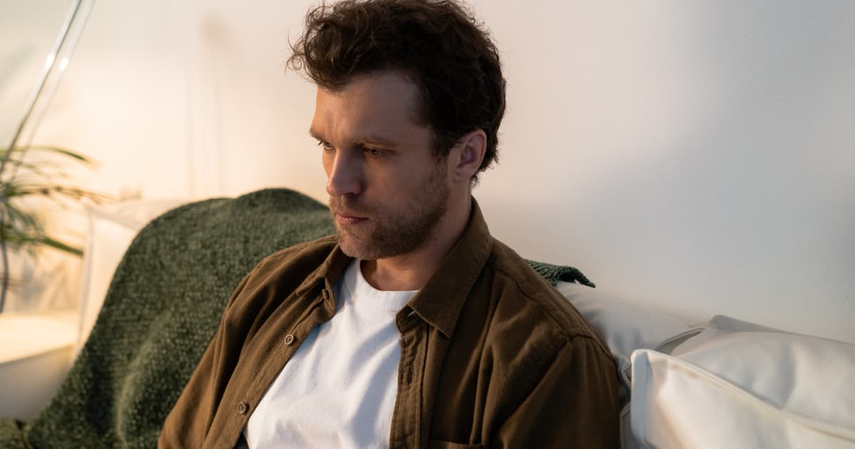 Psychology Says the Unhappiest Men in Any Room Aren’t the Ones Who Complain — They’re the Ones Who’ve Become so...