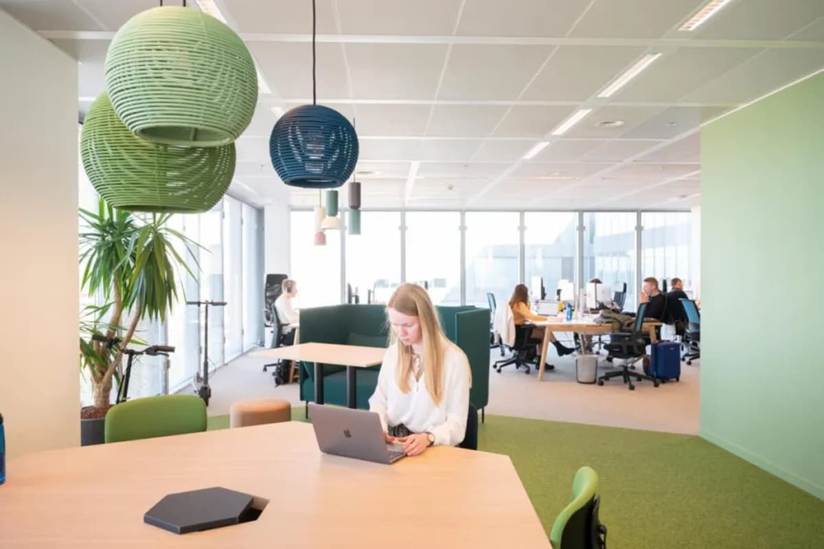 Lighthouse Launches AI Assistant for Hotel Commercial Teams