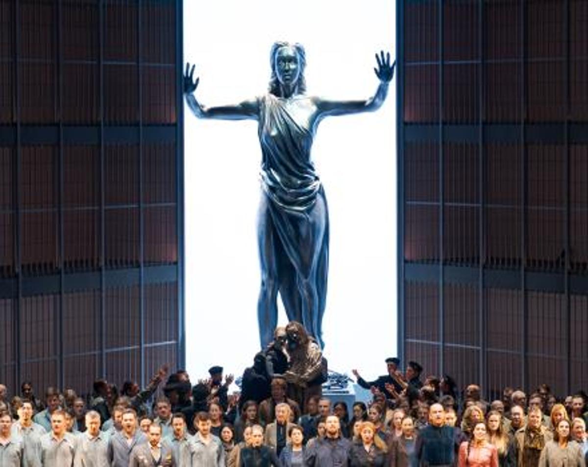 Watch Vienna’s Monumental New Fidelio