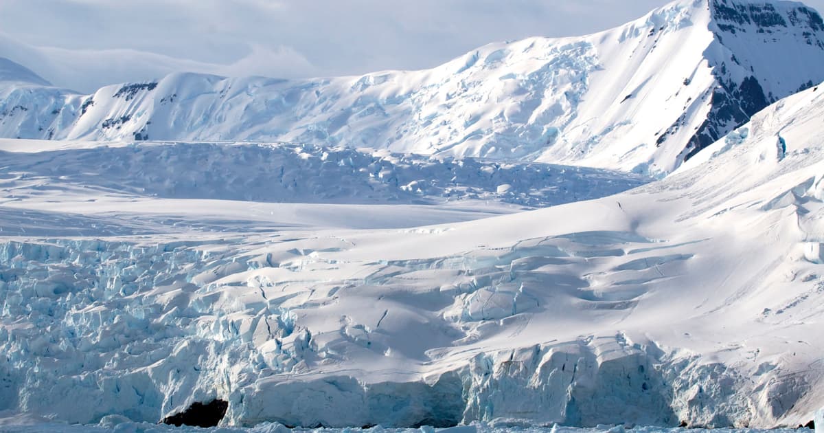 The Lowest Natural Temperature Ever Recorded on Earth Was Minus 89.2 Degrees Celsius, Measured at Antarctica’s Vostok Research Station in...