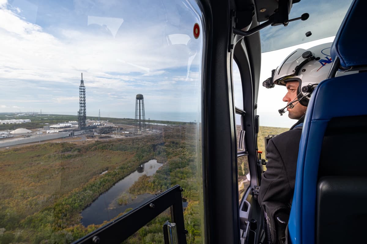 Blue Origin Gets National Security Launch Task Order Hours Before New Glenn Explosion