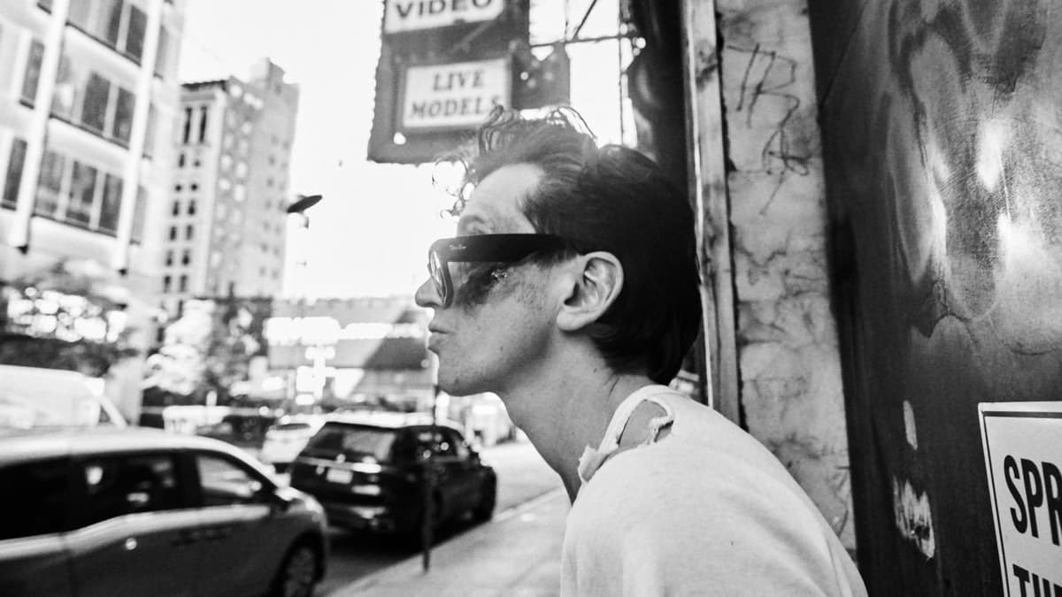 DES ROCS Announces New Album ‘To Hell And Back’