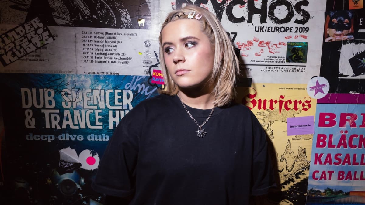 Hana Lili ‘Hana’ | Track By Track