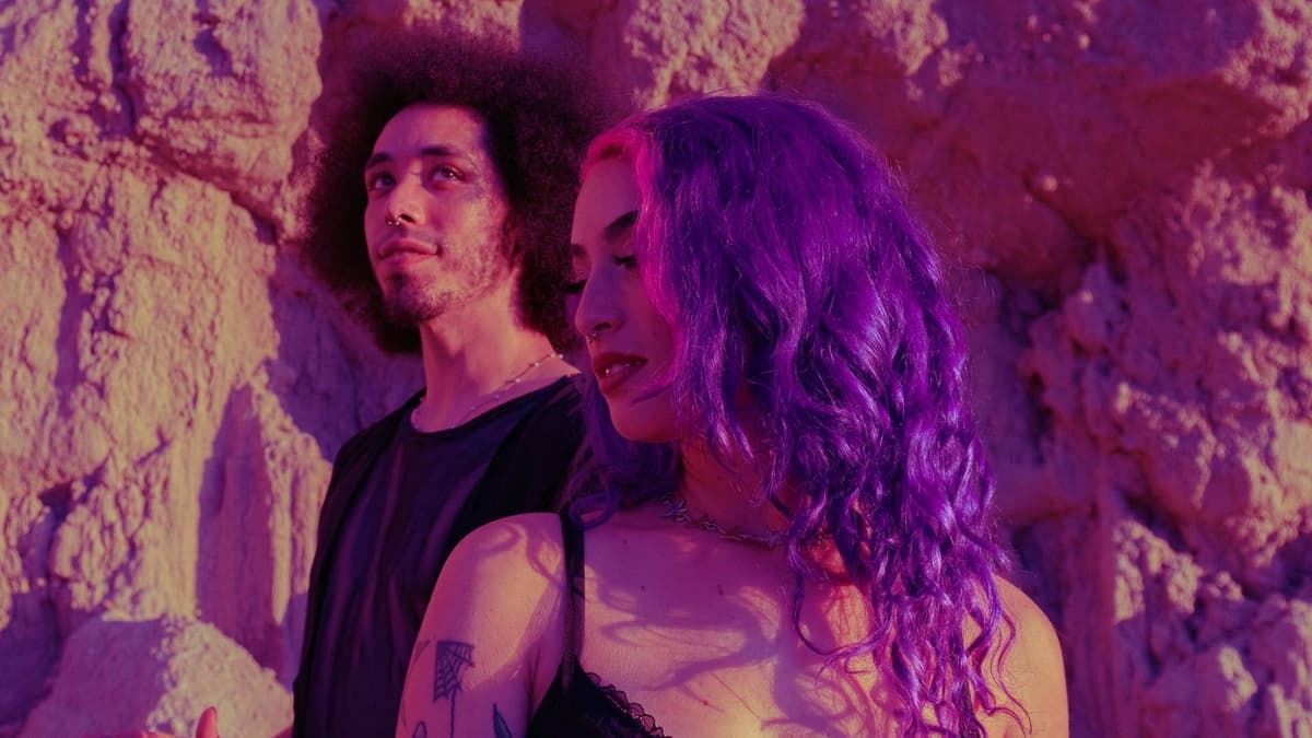 Honey Revenge Announce New Album ‘Loving and Losing’