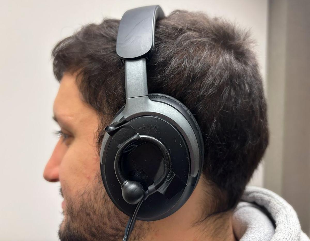 Proactive Hearing Assistant Filters Through Voices in a Crowd