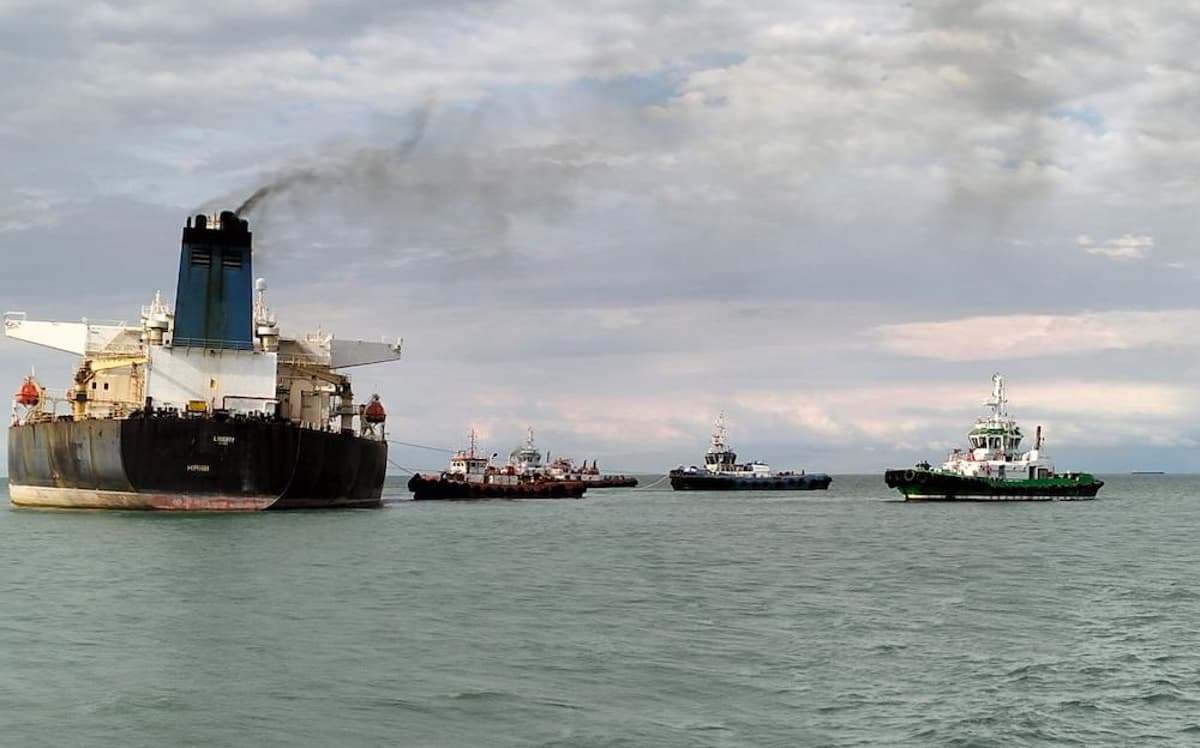 Cameroon Clamps Down on Shadow Fleet as Flag Purge Begins