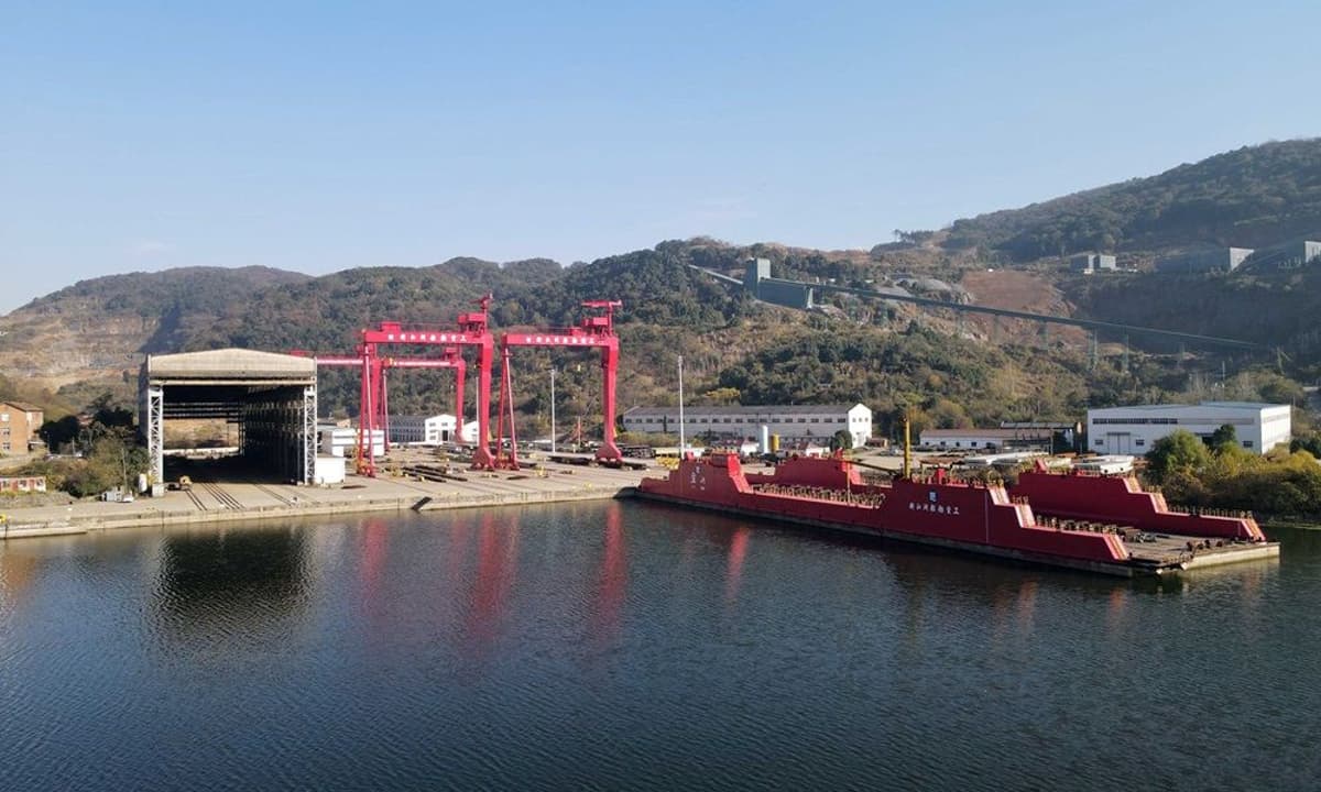 China Merchants Unit Orders LNG-Powered Yangtze Bulkers