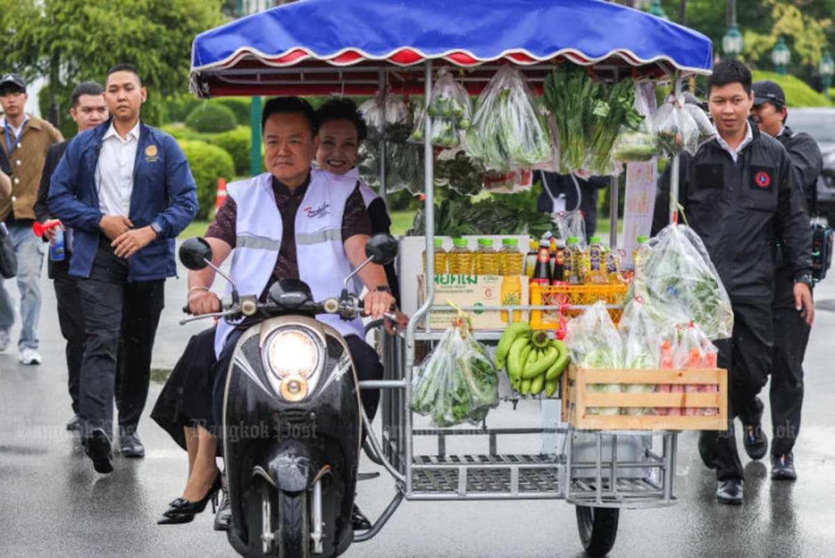 Thai Consumer Confidence Drops to Lowest in 8 Months