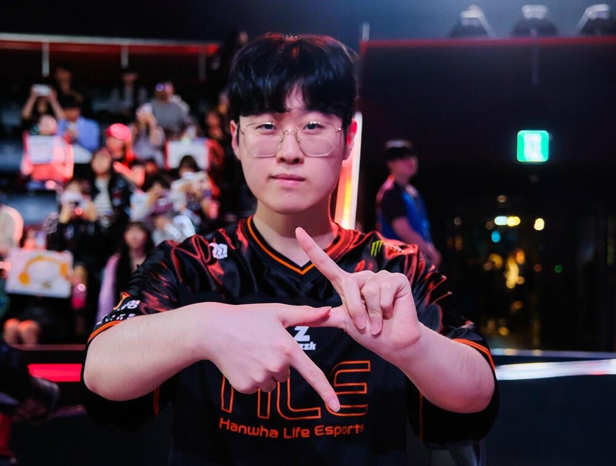 'Zeus': "The Heat in Vietnam Was Intense; I Rely on My Teammates for Showmanship"