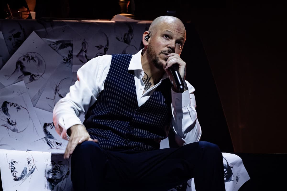 Multihyphenate Star Residente Signs With United Talent Agency