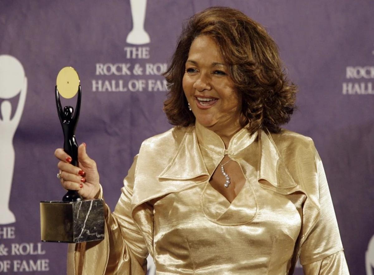 Nedra Talley Ross, The Last Surviving Member Of The 1960s Bee-Hived Pop Band The Ronettes, Dies