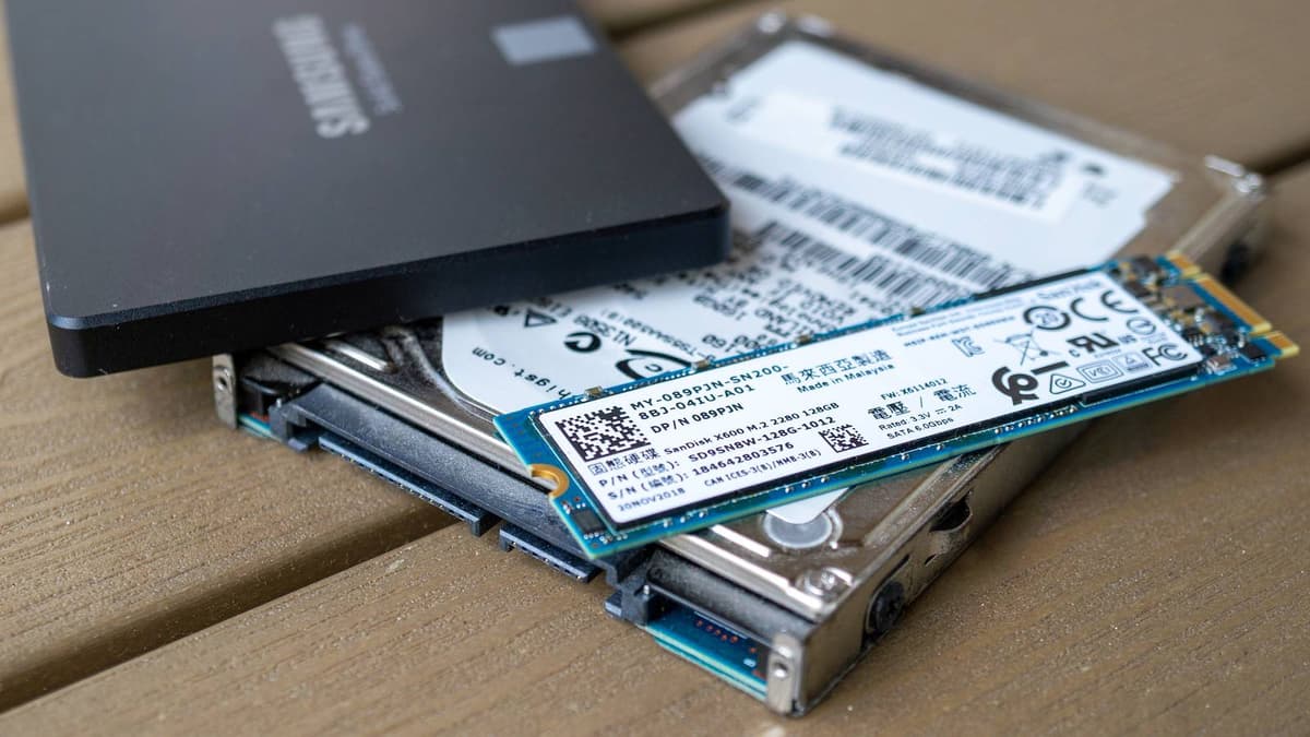 Your Old PC's Boot Drive Is Faster than Any USB Stick. Don't Let It Go to Waste