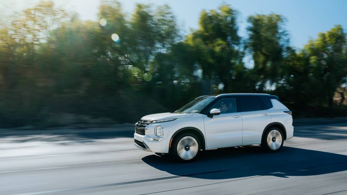 This 2026 Japanese SUV Feels Like a Mercedes-Benz GLB for $10,000 Less