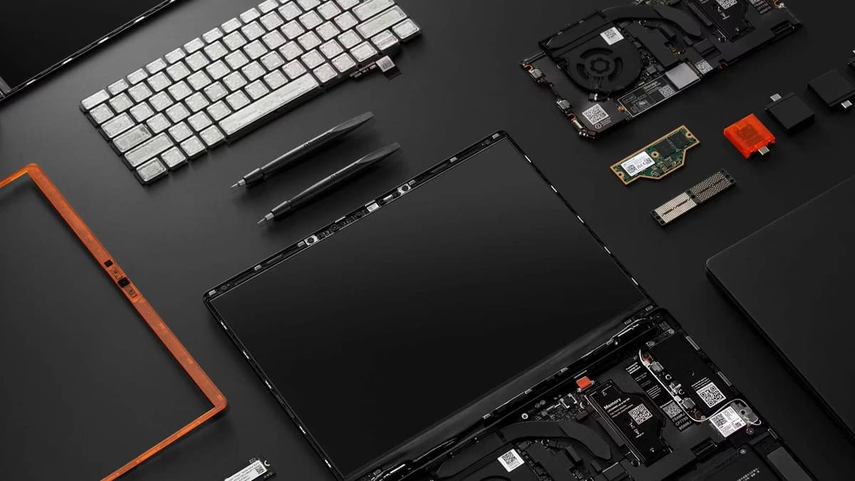 Framework Laptop to Get Royalty-Free Oculink Port
