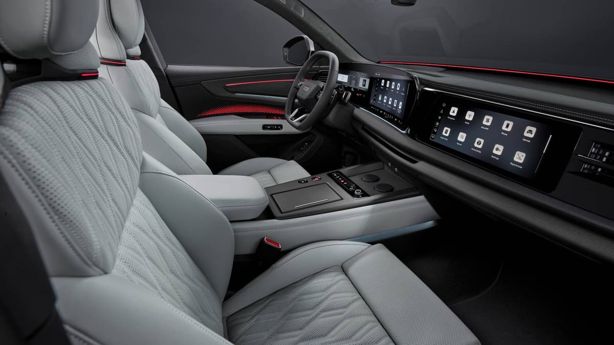 Why Audi’s Q9 Brings an All-Screen Cabin to a Fight Range Rover Has Won for 50 Years