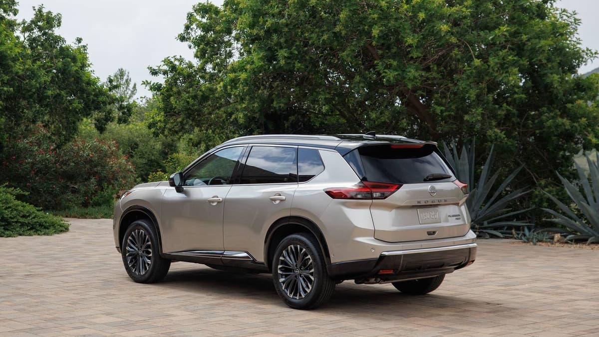 The Plush Compact SUV Buyers Are Switching to Instead of the RAV4 in 2026