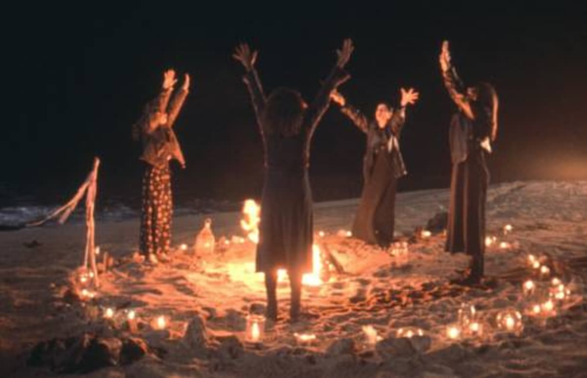 30 Years Later, The Craft Is Still the Best Witch Movie of All Time