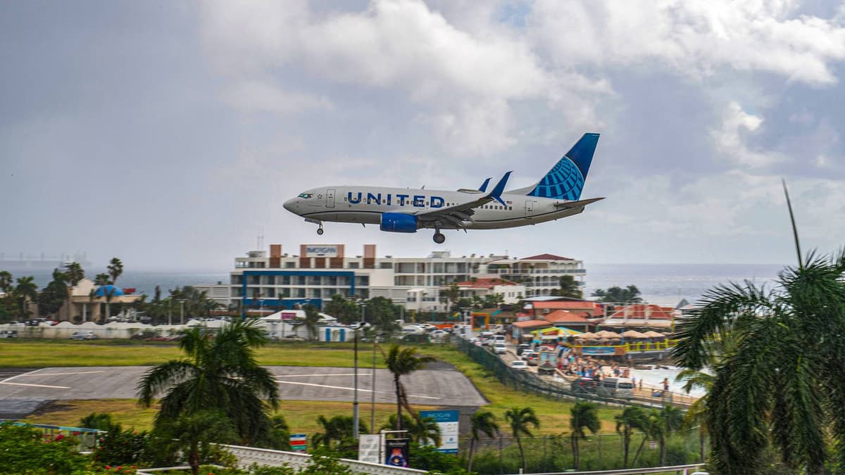 Why The Original Boeing 737-700 Concept Still Influences Fleet Strategy