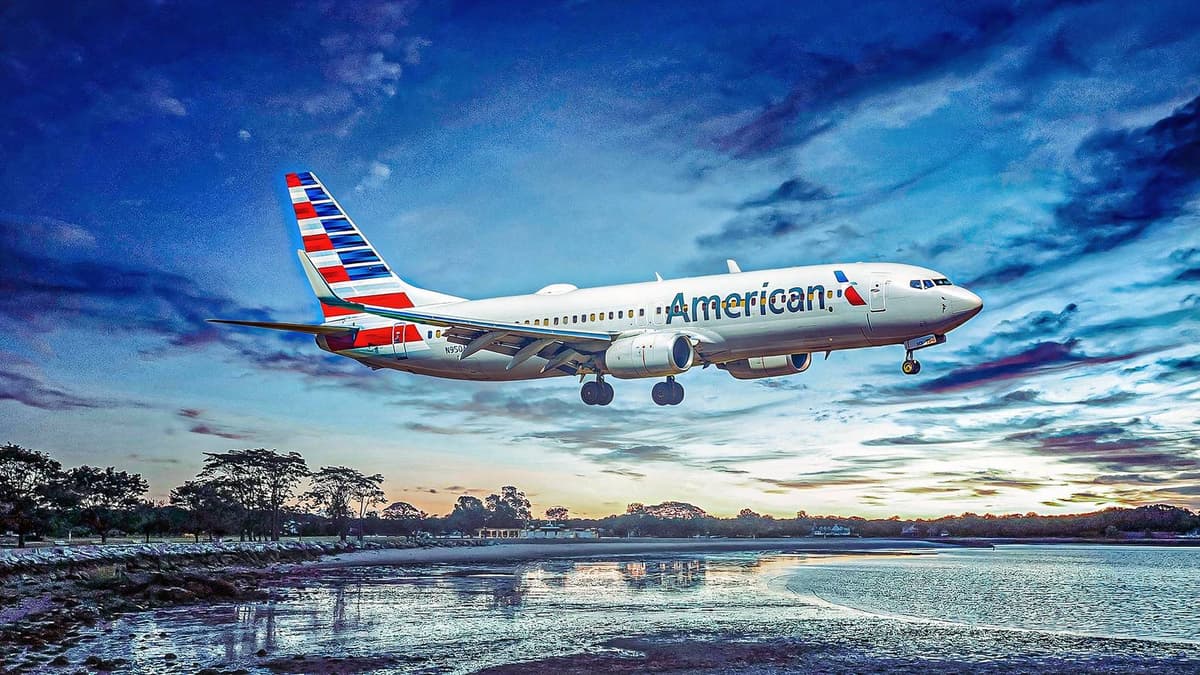 Only 18% Full: American Airlines' 10 Emptiest Routes Revealed