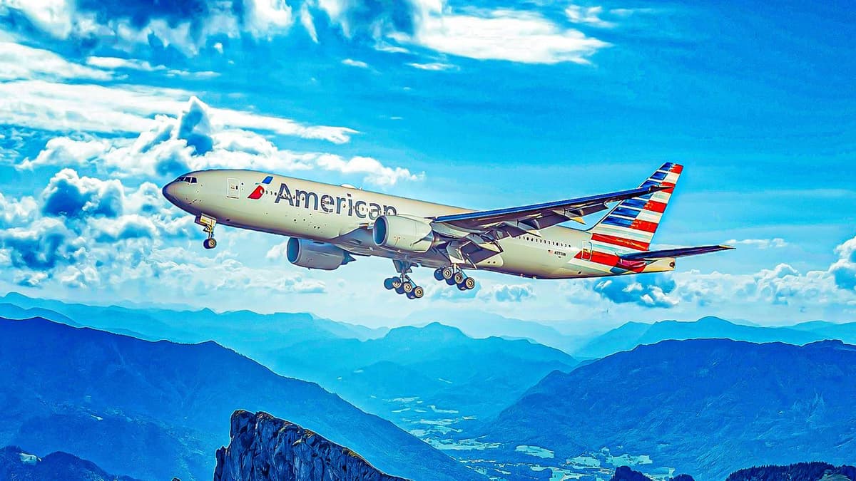"Must Be Visible": American Airlines Joins Southwest In Crackdown On Power Banks