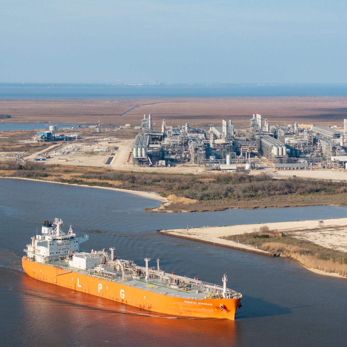 The World Needs Natural Gas Now, but the U.S. Is Exporting All It Can