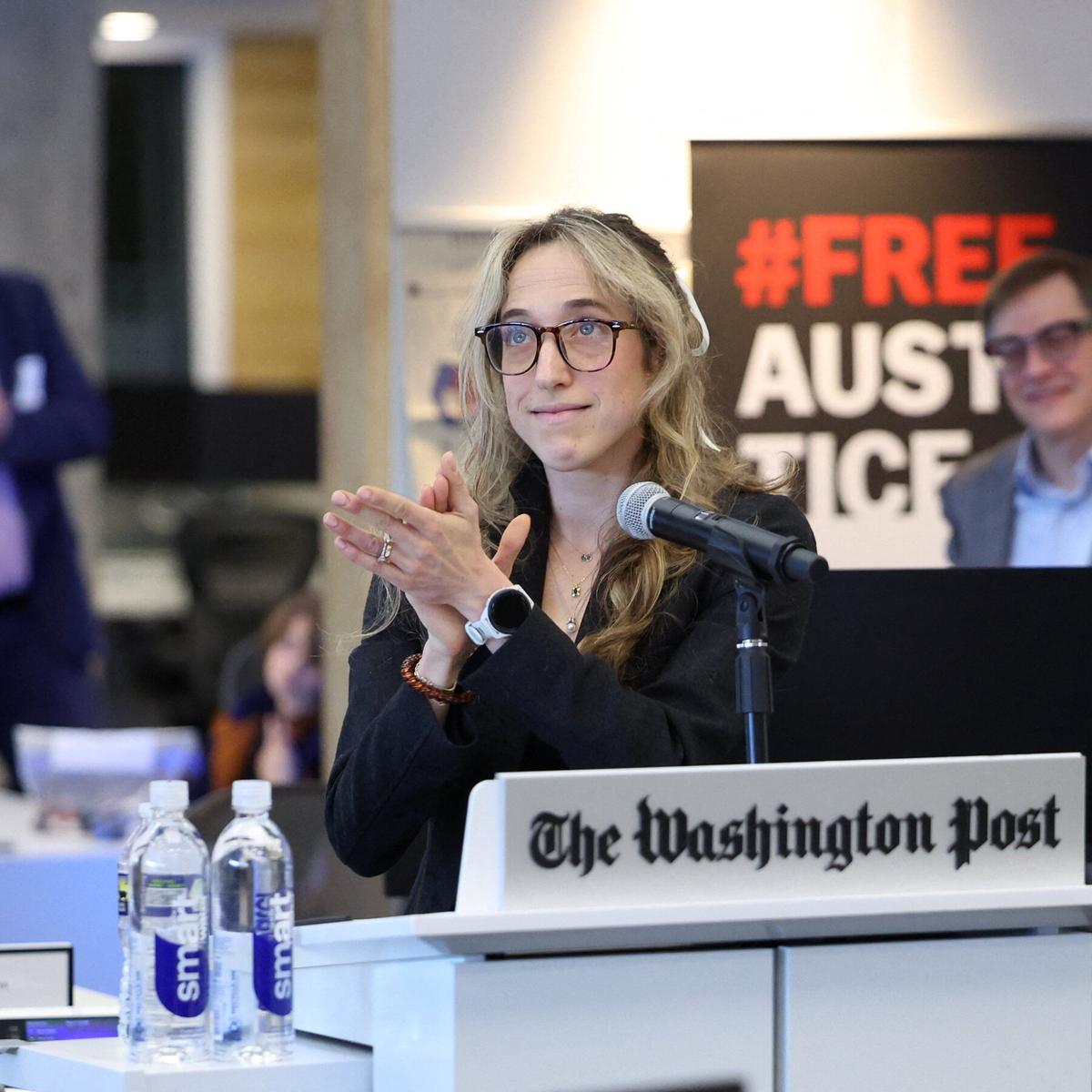 The FBI Searched a Washington Post Reporter’s Home. She Is Now a Pulitzer Prize Winner.