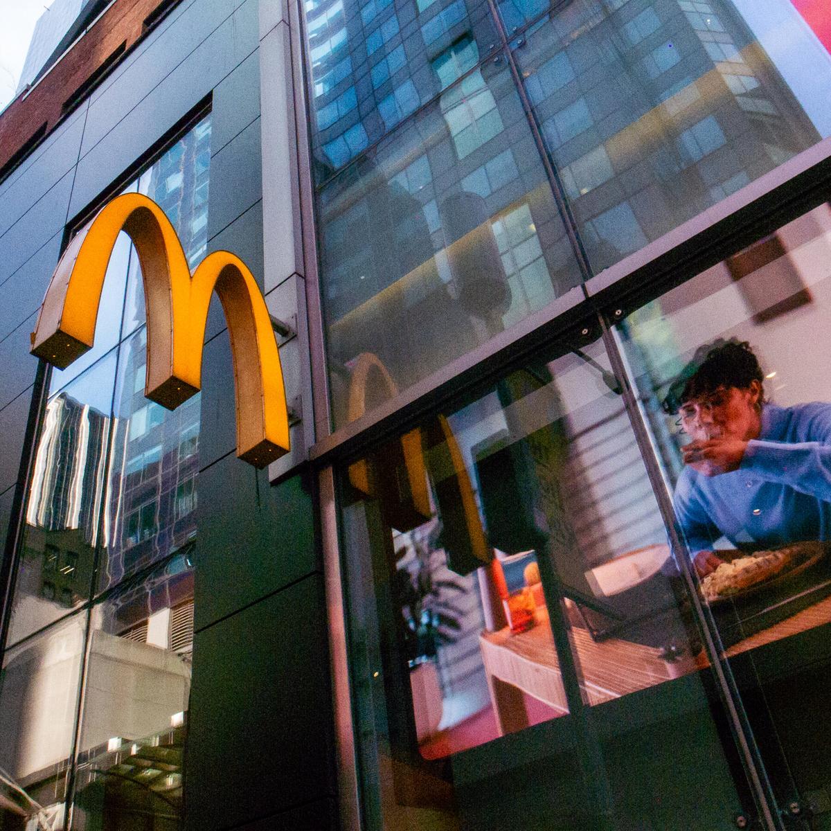 Fast-Food Sales Rise Despite Higher Gas Prices