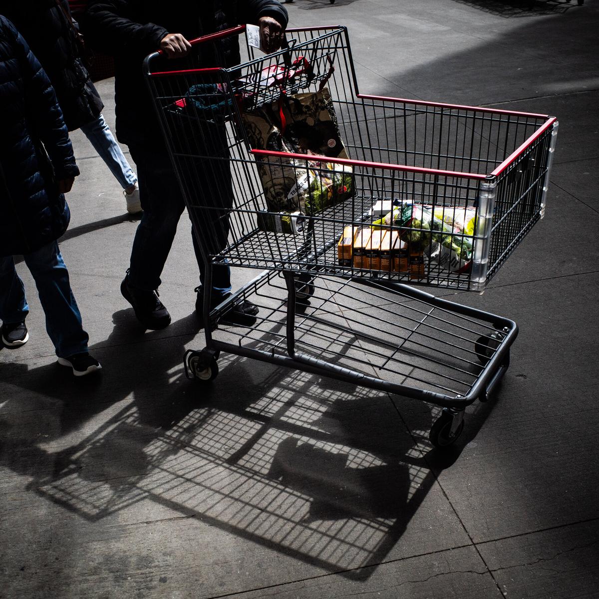 Federal Reserve Turns Focus to Inflation as Job Market Stabilizes