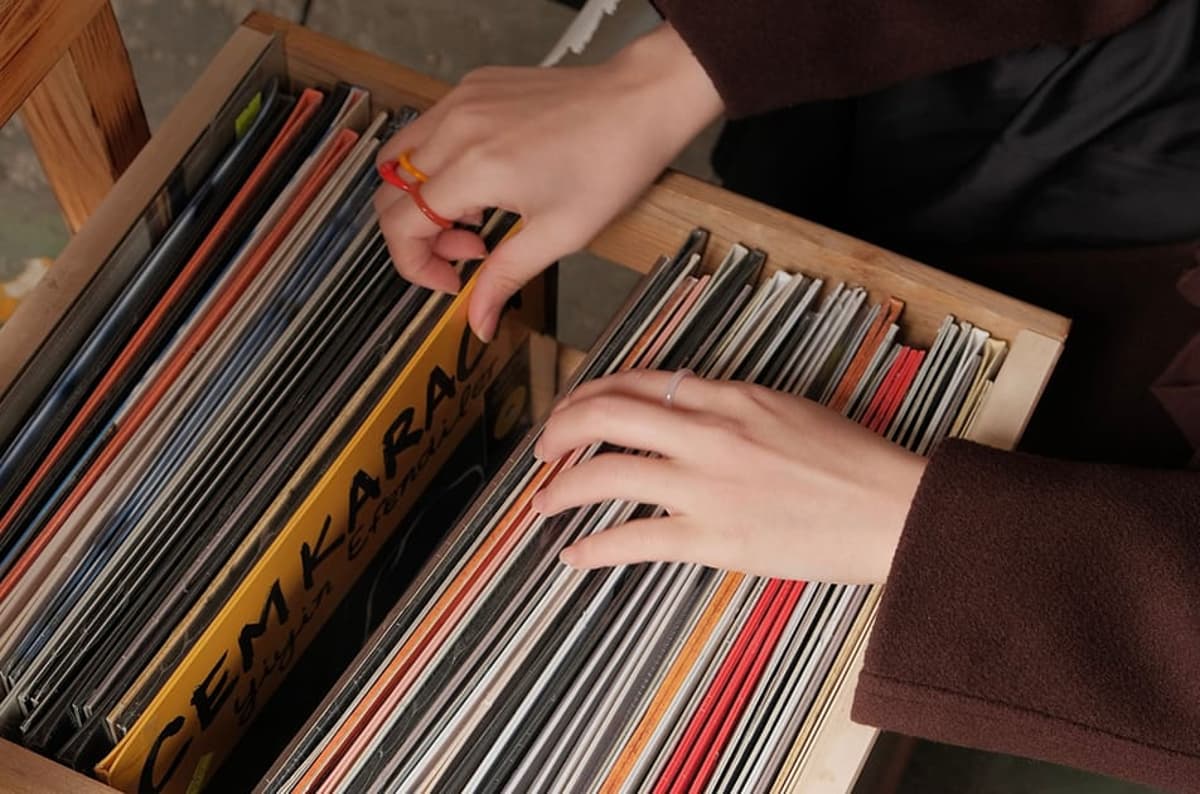 Why Independent Record Labels Must Professionalize to Survive