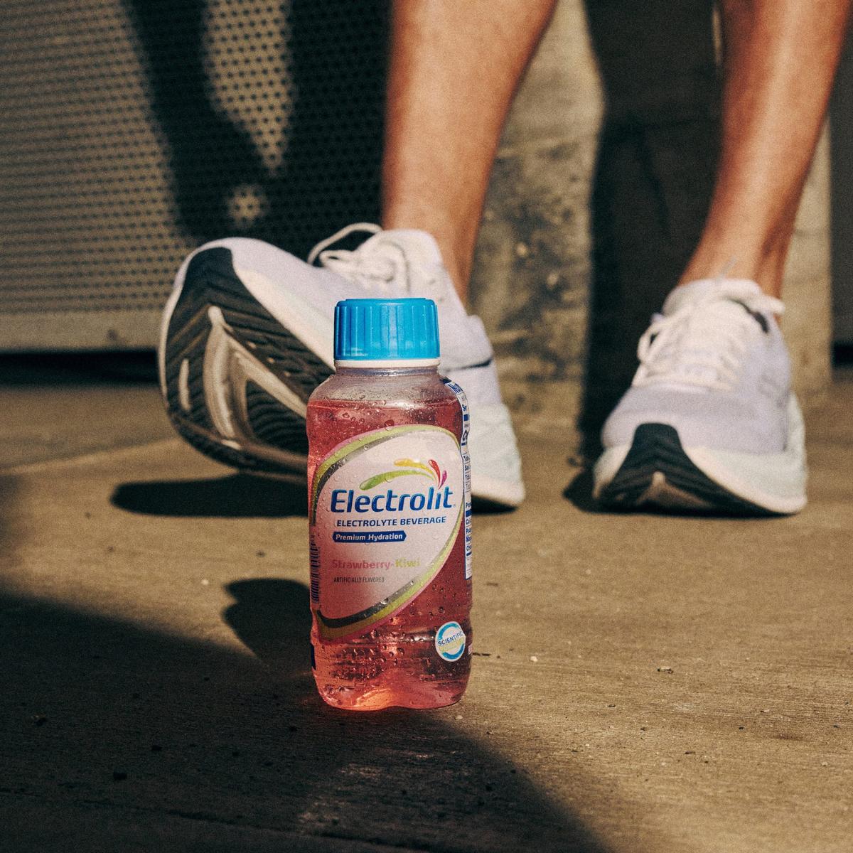 Electrolit Adds Strawberry Kiwi to 12-Oz 6-Pack Line