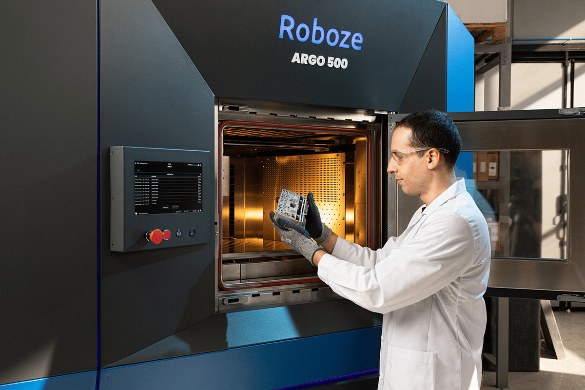 ROBOZE to Conduct Research Into Carbon–Carbon & Ceramic Matrix Composites with Swiss University