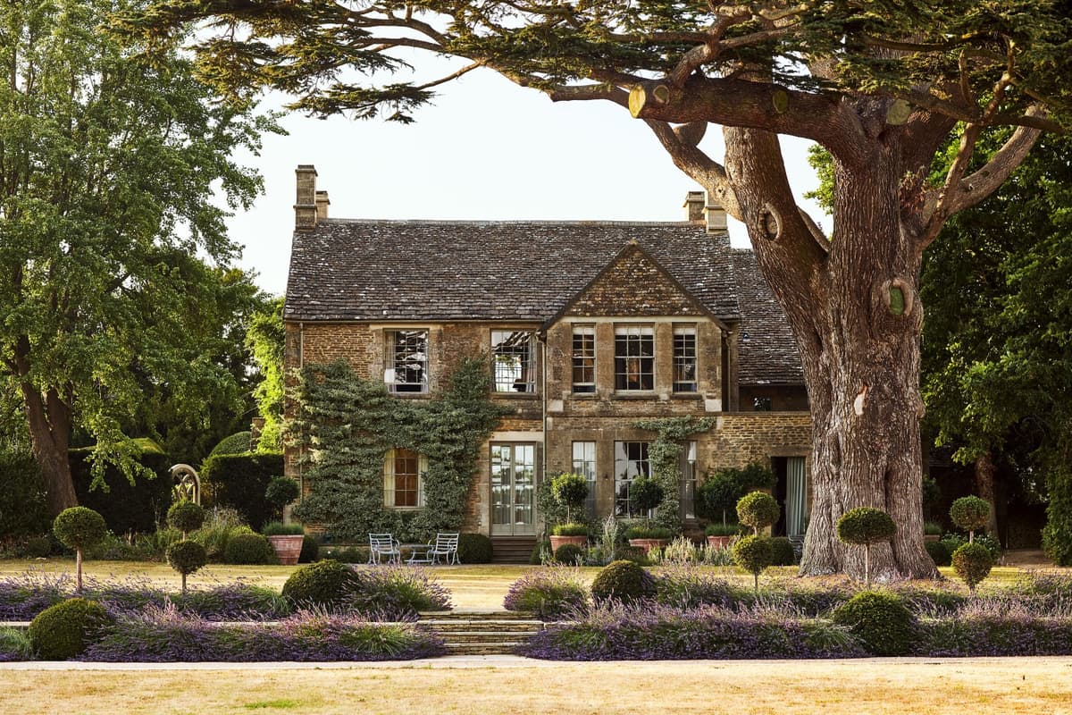 This Cotswolds Hotel Will Have You Browsing Barbours on the Train Home