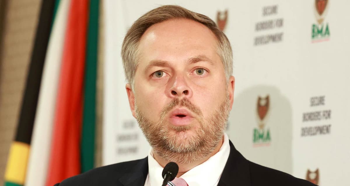 Home Affairs to Move All Visa Processing Online