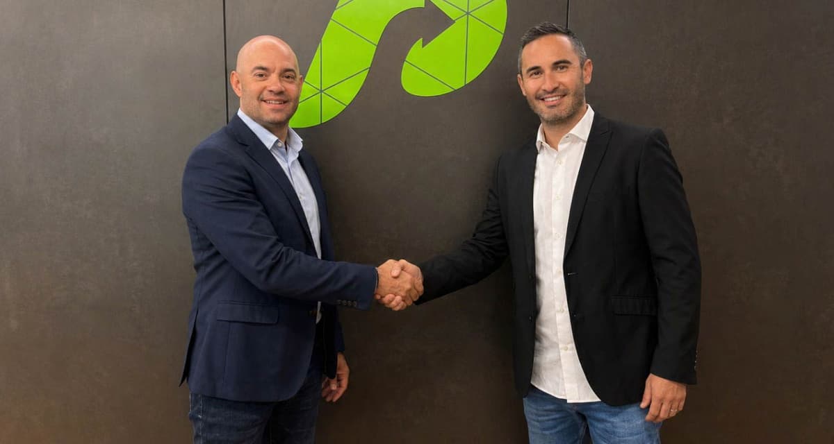Paymenow Merges with PayCurve to Create South Africa's First Integrated Employee Financial Wellness Platform