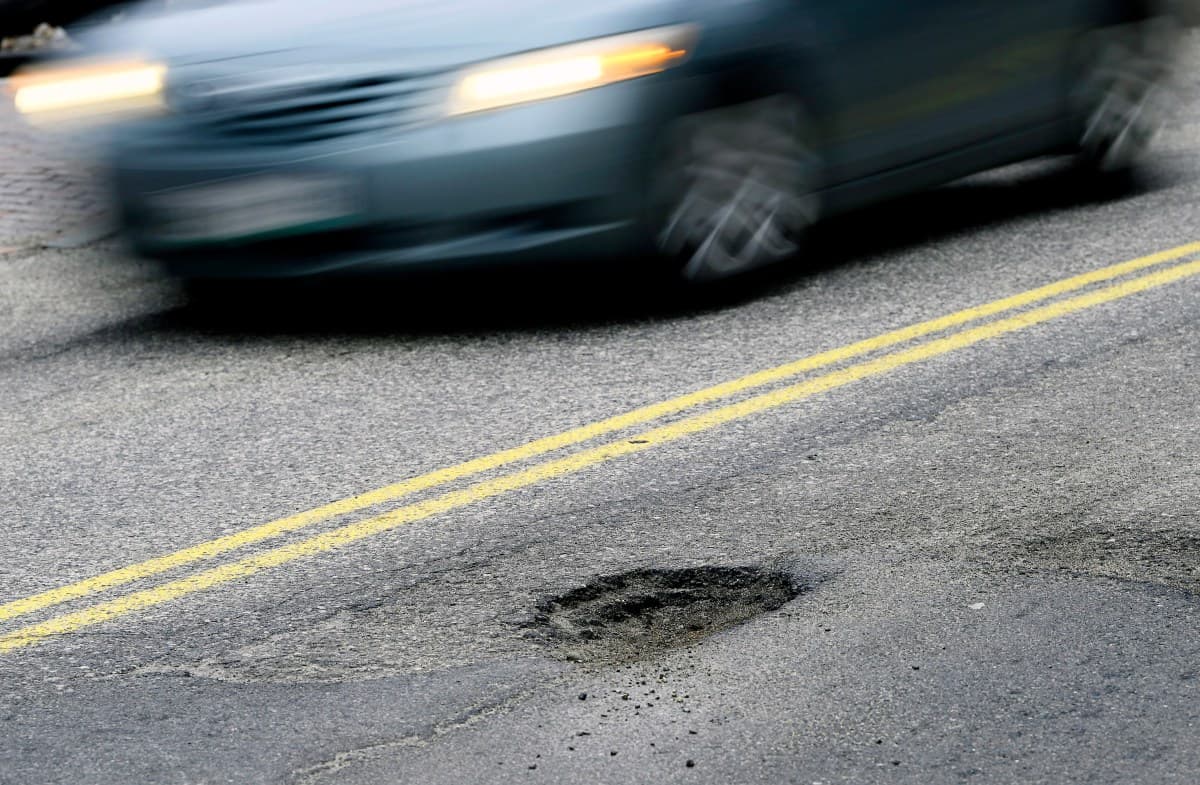 AI Is Turning Connected Cars Into Pothole-Finding Machines