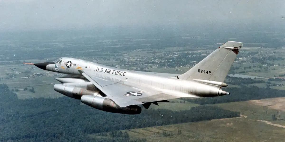 B-58 Navigator Recalls Dropping Mark-53 Nuclear Bomb (without Plutonium Pit) While Flying at 500 Feet and at 628 Knots, Dinner...