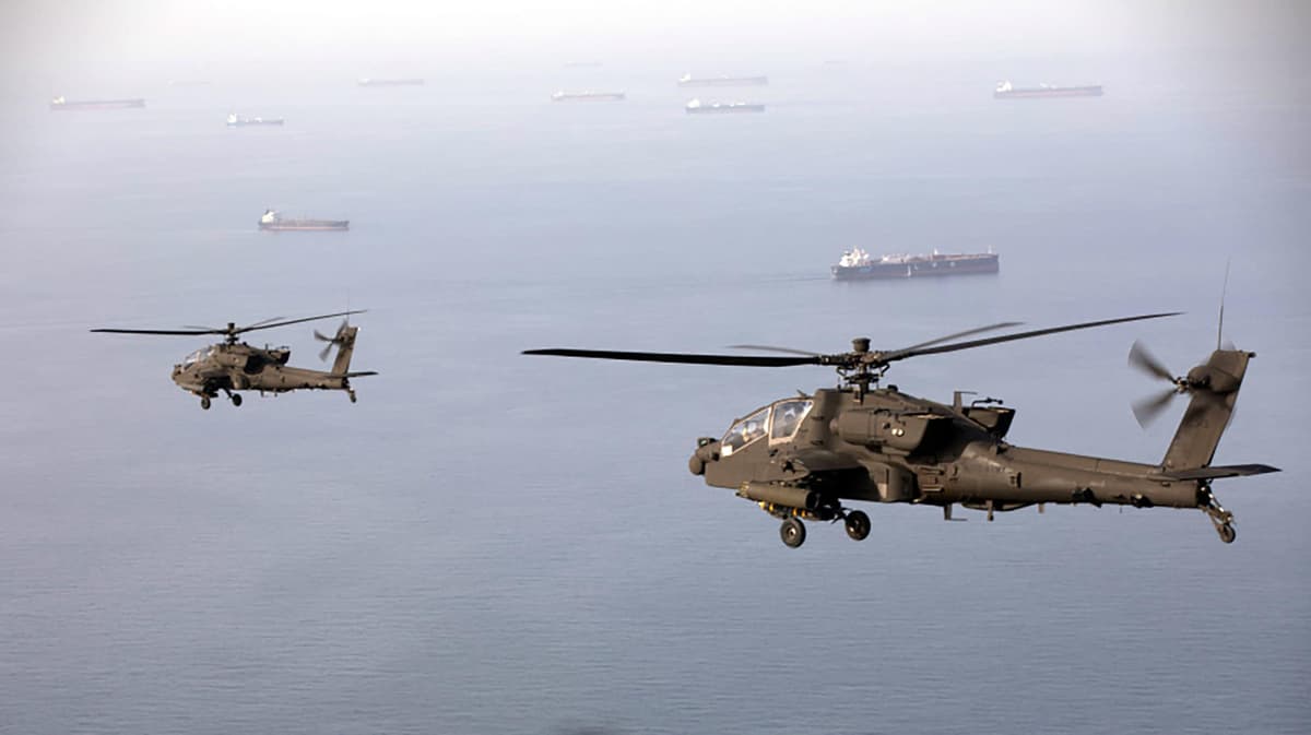 CENTCOM Releases Images of Apaches Over Strait of Hormuz as Iran Reimposes Restrictions