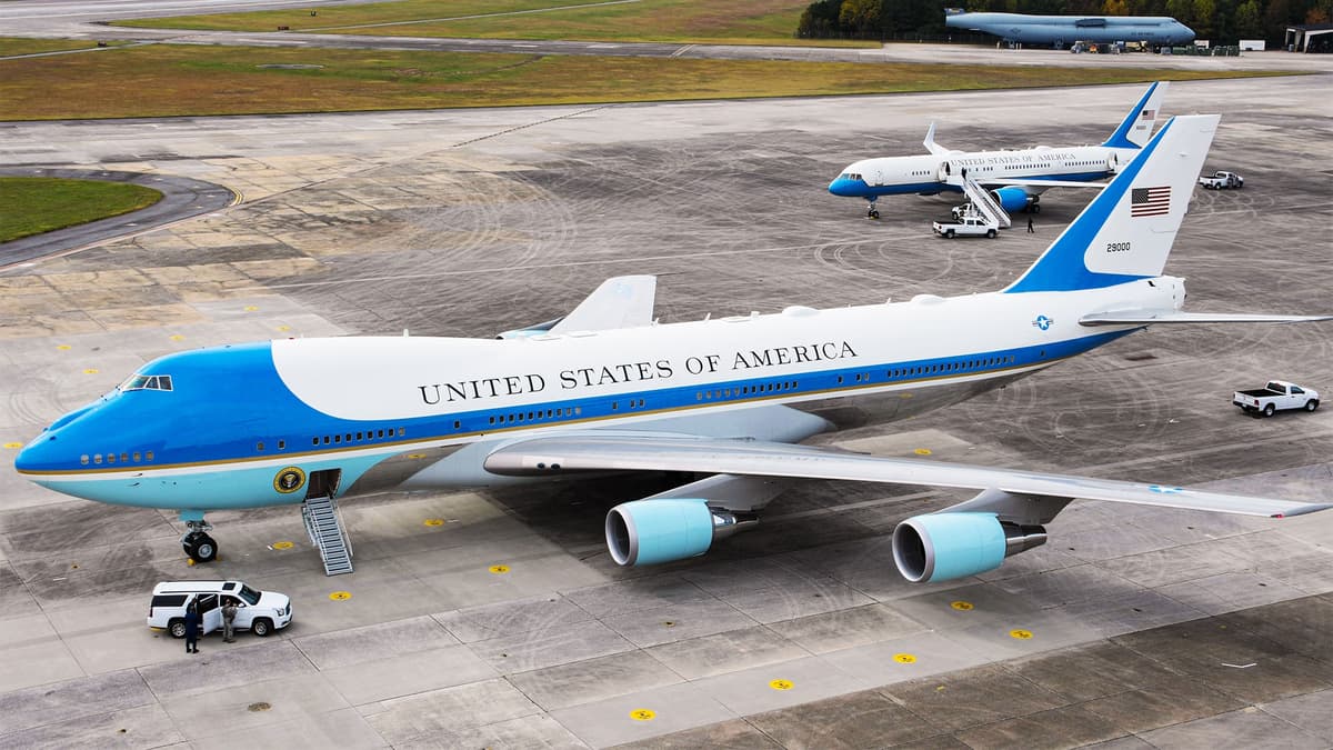 White House Officials Hint That VC-25A 92-9000 Just Flew Its Last Mission as Air Force One