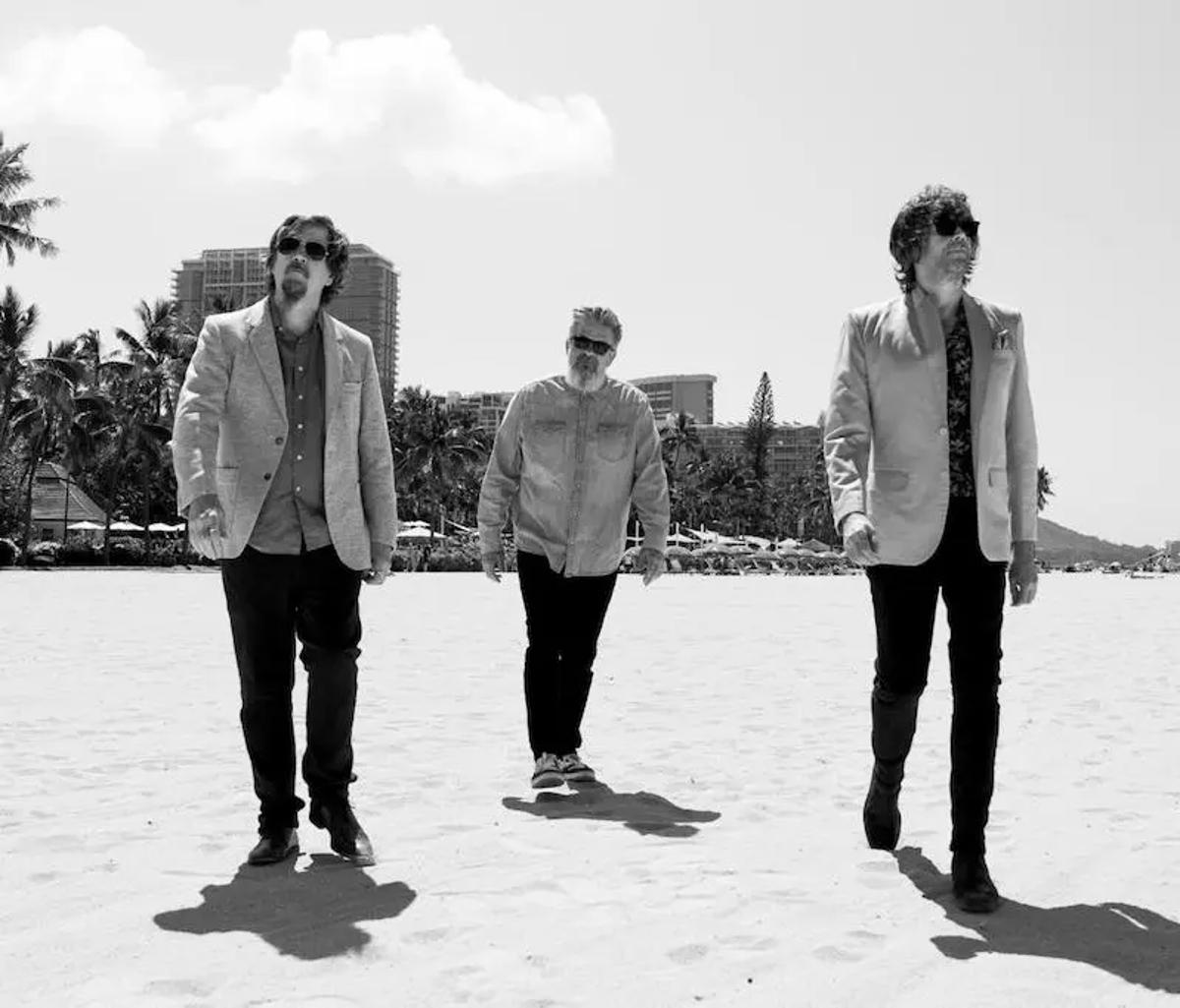 The Mountain Goats Announce 'Days,' Share New Song “Charlie Sheen Reaches Out to the Feds”
