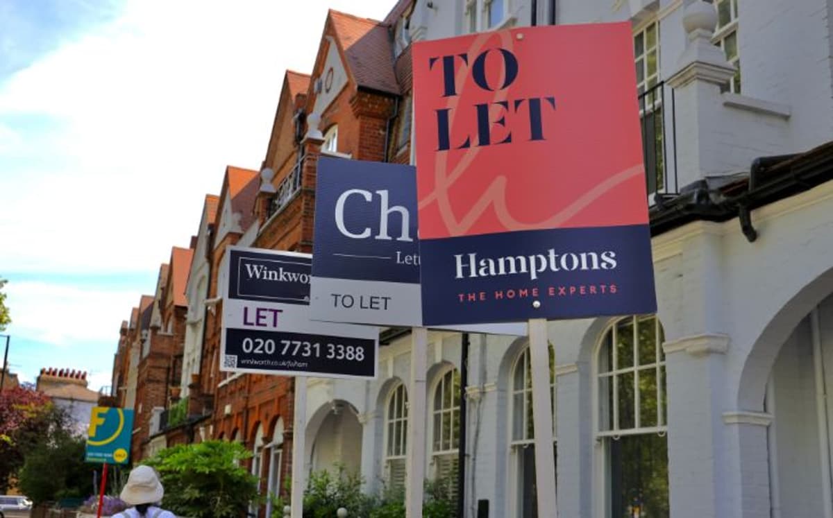 Landlords ‘Set to Pull More than 200,000 Rental Properties This Year’