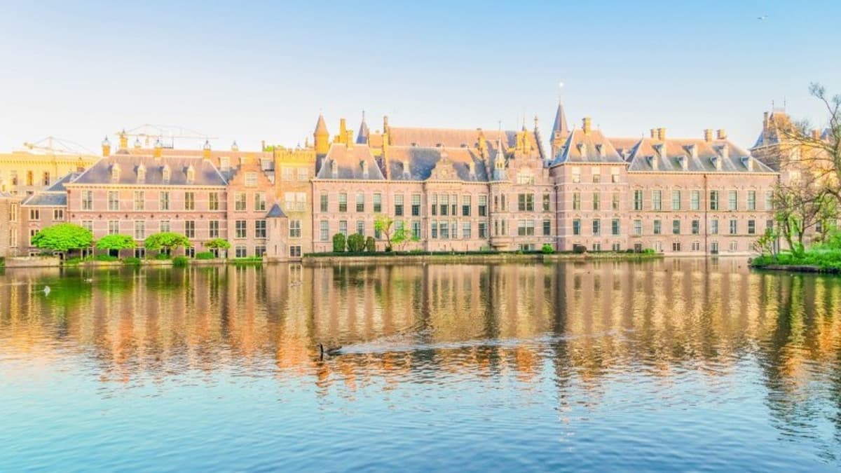 Dutch Economy Enters Middle East Crisis From a Position of Strength