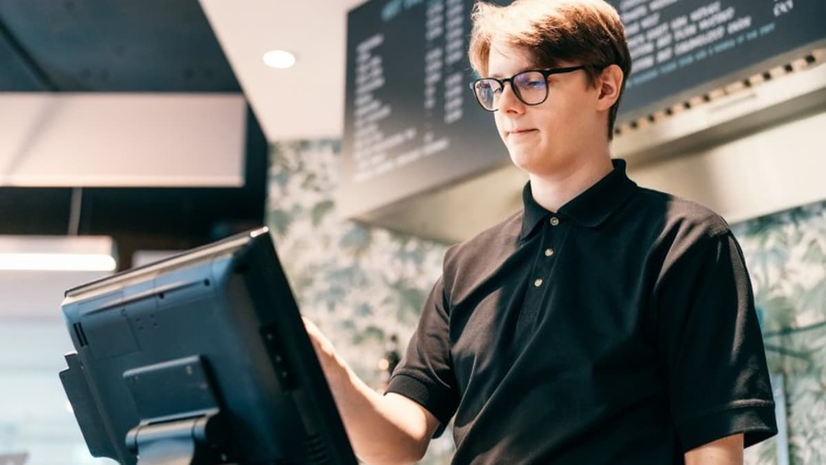 Firm US Jobs Numbers Boost Rate Hike Chances, but Lack of Breadth Remains a Concern