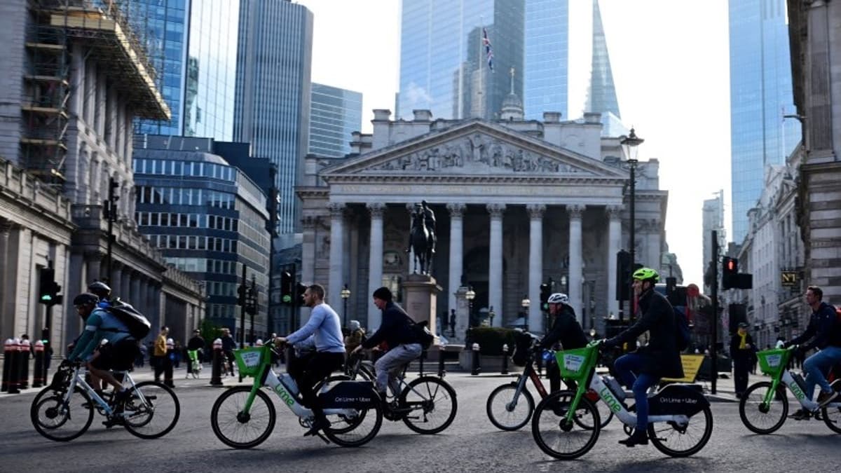 UK Jobs Data Keeps Questioning the Need for Rate Hikes