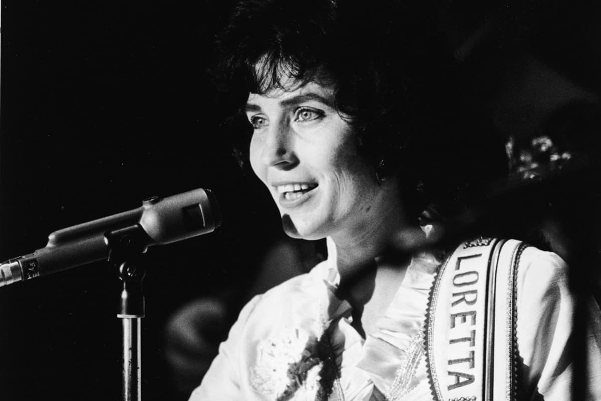 Here Are the Top 20 Loretta Lynn Songs
