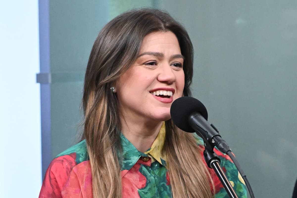 Kelly Clarkson Returning for Season 30 of 'The Voice' - Who Else?