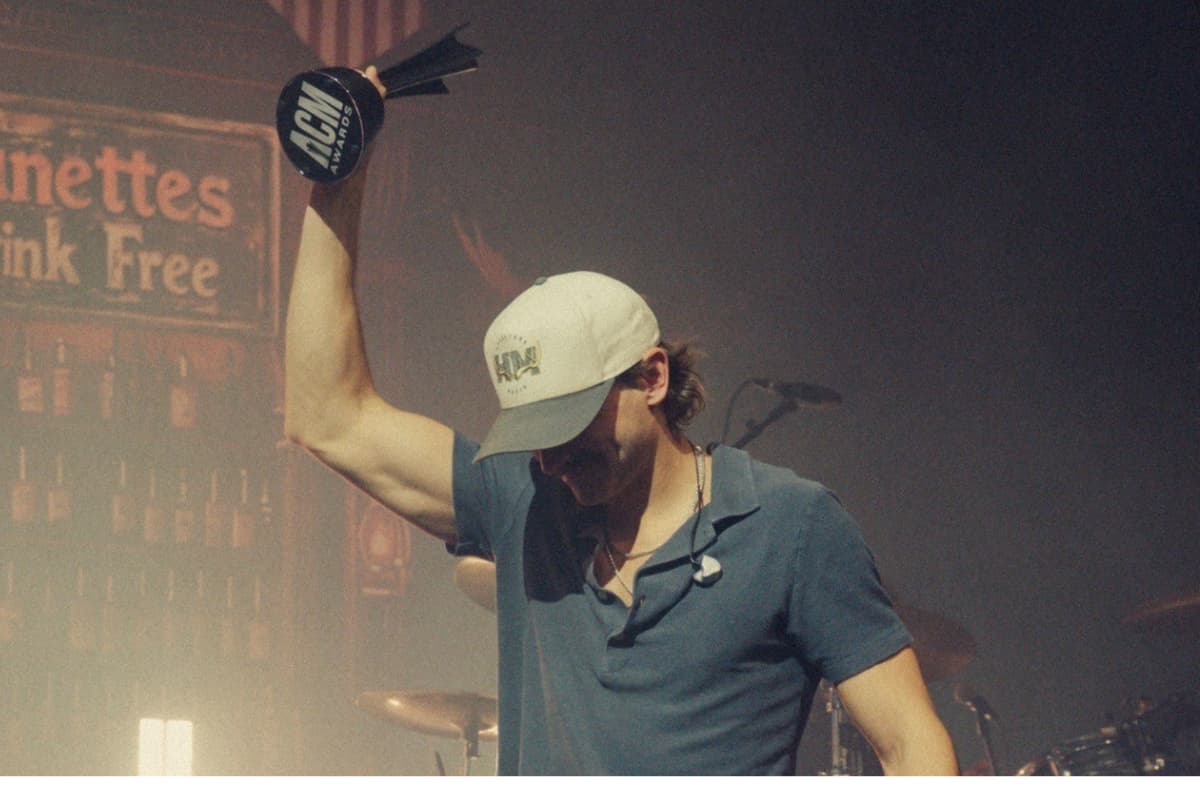 Tucker Wetmore Wins ACM New Male Artist of the Year